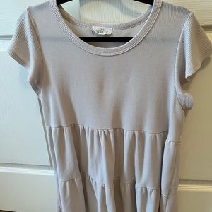 PinkBlush Maternity Beige Ribbed Tiered Top Size Large